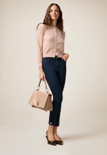 Короткие джинсы