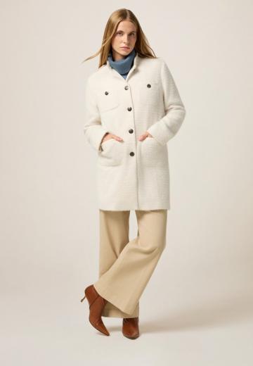 Короткое пальто