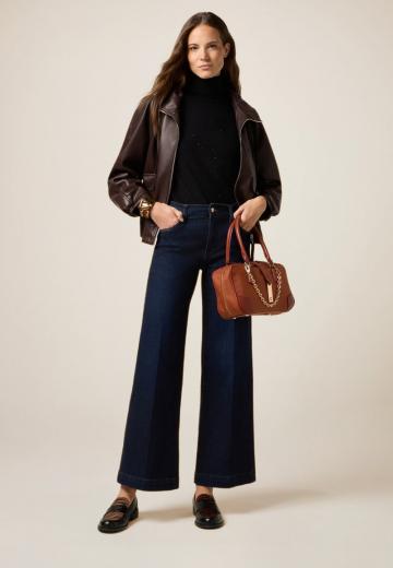 Клешеные джинсы