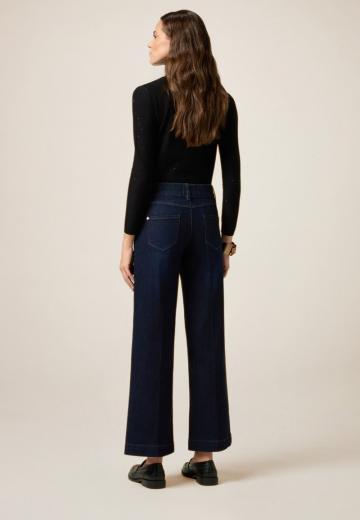 Клешеные джинсы