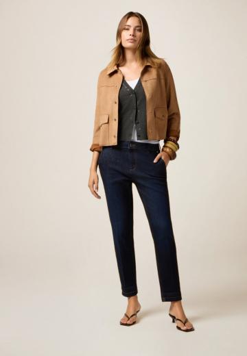 Куртка с накладнымит карманами