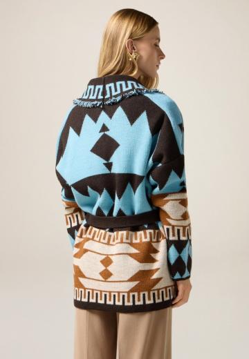 Жаккардовая вязаная кофта