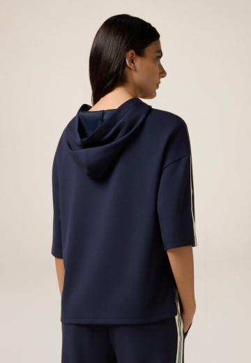 Пуловер с капюшоном