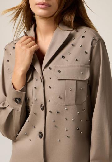 Куртка с накладнымит карманами