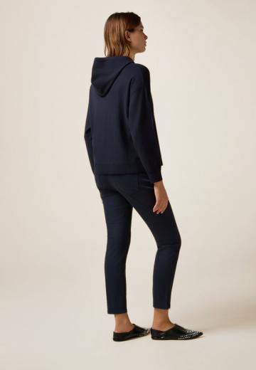 Пуловер с капюшоном