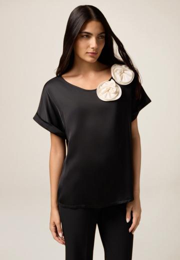 Атласная блузка