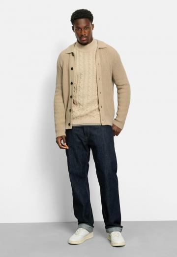 Вязаная кофта