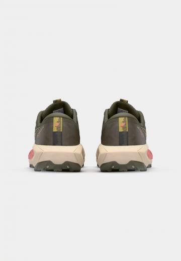 Беговые кроссовки