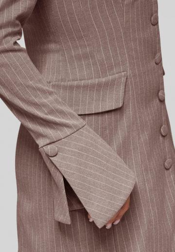 Платье футляр