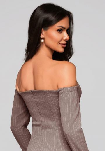 Платье футляр