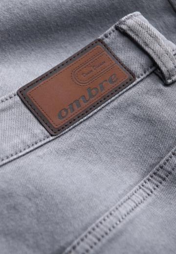 Узкие джинсы