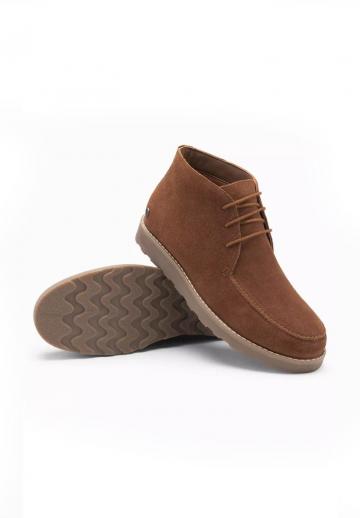 Ботинки на шнуровке