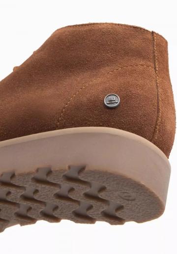 Ботинки на шнуровке