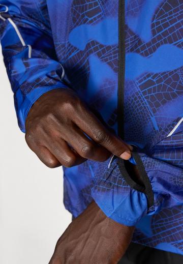 Спортивная куртка