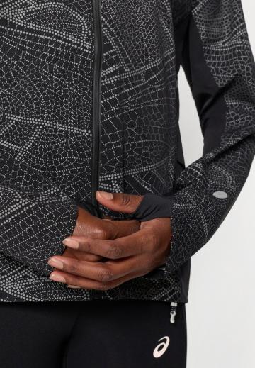 Спортивная куртка