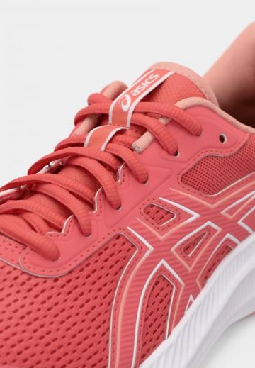 Беговые кроссовки