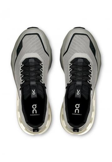 Тренировочные кроссовки