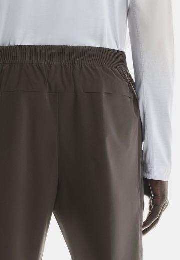 Спортивные штаны