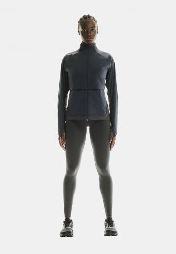 Спортивная куртка