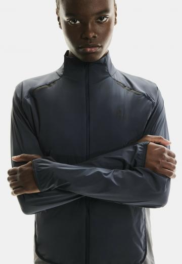 Спортивная куртка