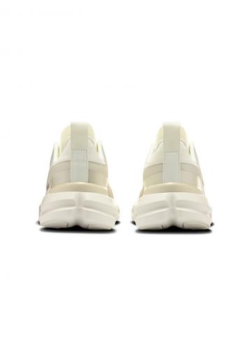 Тренировочные кроссовки