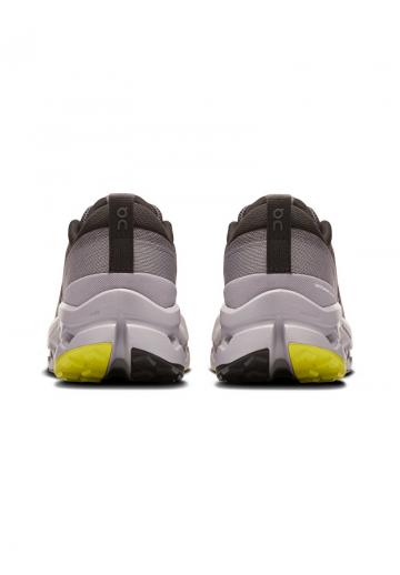 Беговые кроссовки