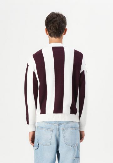 Пуловер с воротником поло