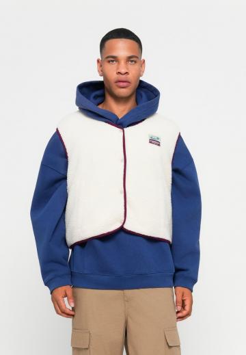 Флисовая куртка