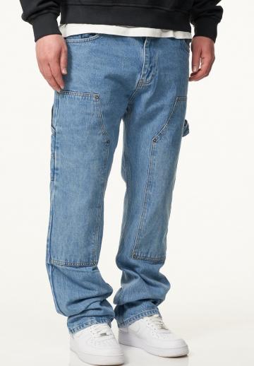 Прямые джинсы