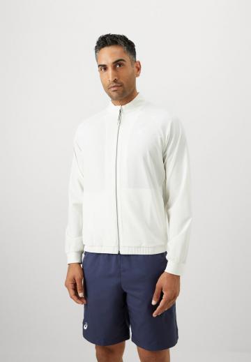 Спортивная куртка