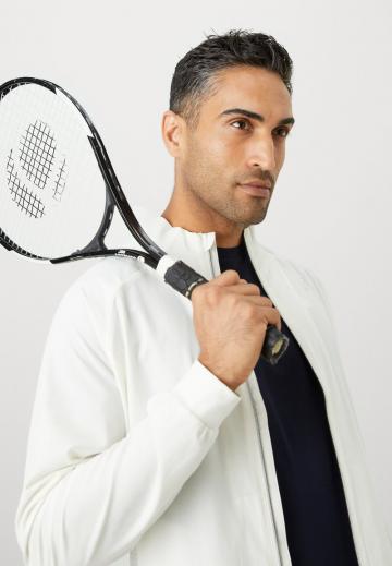 Спортивная куртка