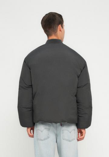 Куртка бомбер