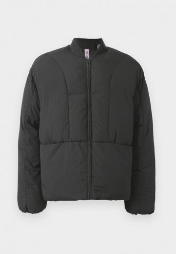 Куртка бомбер