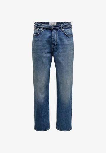 Прямые джинсы