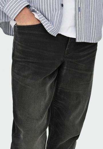 Узкие джинсы