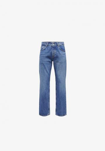 Прямые джинсы