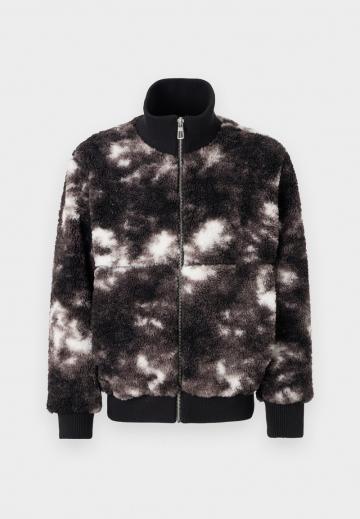 Флисовая куртка