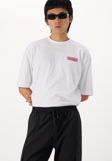 Брюки с накладными карманами