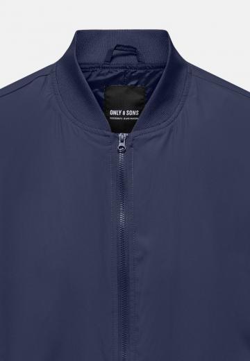 Куртка бомбер