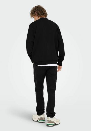 Куртка бомбер