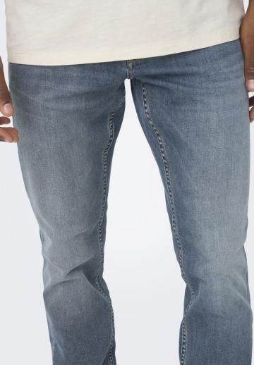 Узкие джинсы