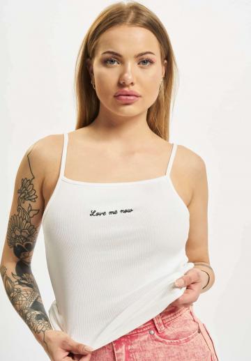 Топ на бретельках