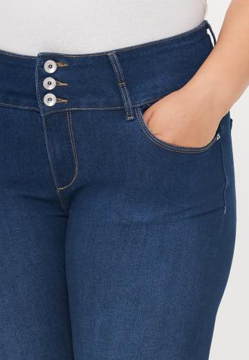 Узкие джинсы