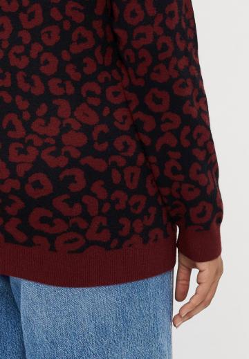 Длинный пуловер