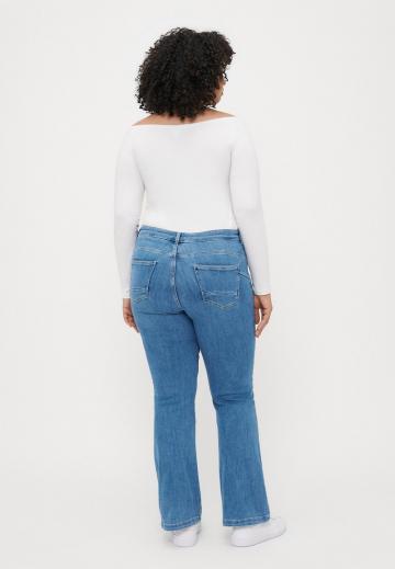 Клешеные джинсы