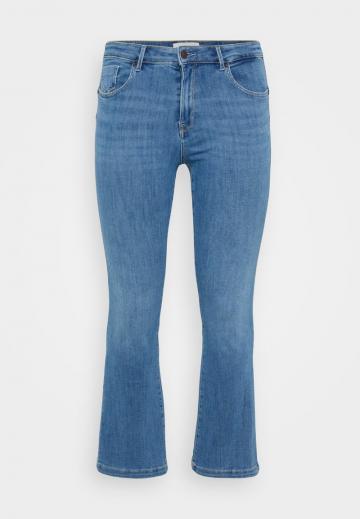 Клешеные джинсы