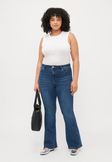 Клешеные джинсы