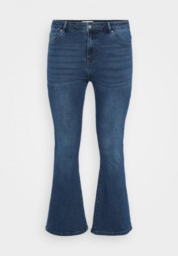 Клешеные джинсы