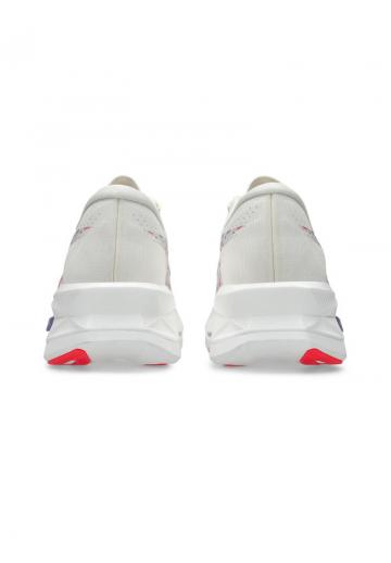 Беговые кроссовки