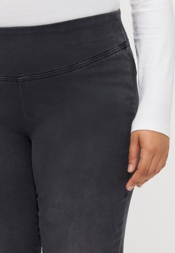 Клешеные джинсы